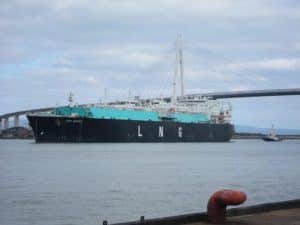 PETRONAS Completes Another LNG Break Bulking STS Transfer For China Delivery