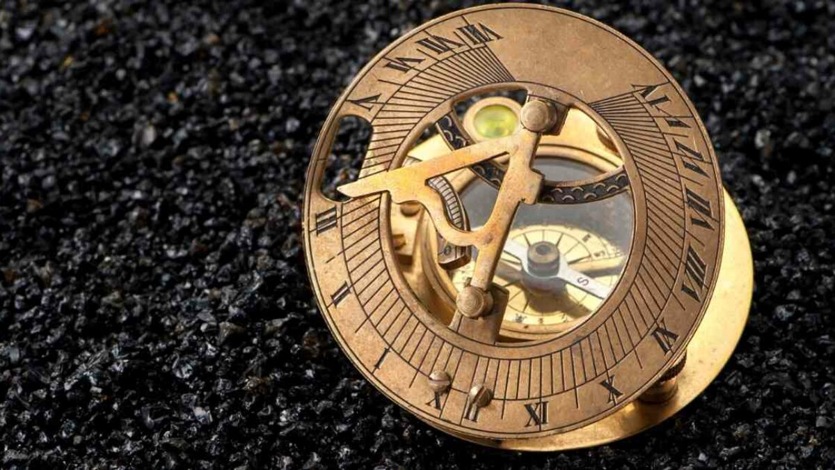 Brass Pocket Compass W/sundial Vintage Compass Handmade Compass Nautical  Compass Gifts for Him 